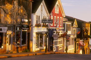 Maine Street by Phyllis Thompson