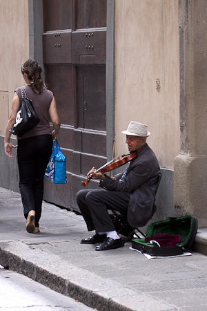 Strada Caprizio by Martin Nott