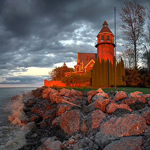 Braddock Point Lighthouse by Ronald Andrews