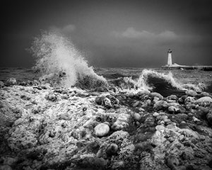 Sodus Winter Wave by Dave Mezzoprete