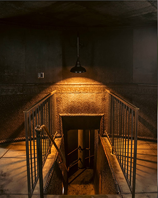 Holding the Light at Gettysburg by Sulyn Bennett-Hennessey