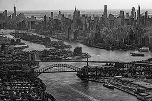 Landing - LGA by Devin Mack